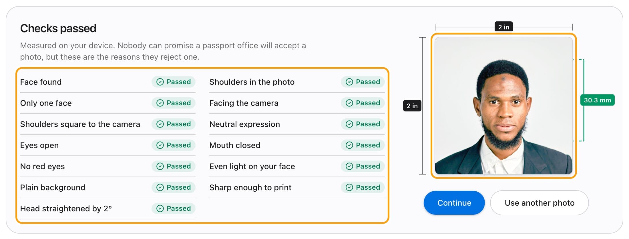 The checks screen for a Green card lottery (DV) photo, with each check passed and the photo measured in millimetres.